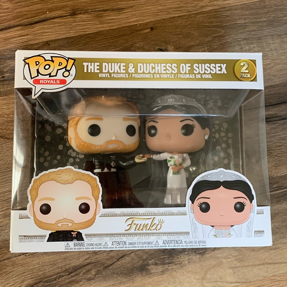 The Duke & Duchess of Sussex Funko 2 pack
NIB